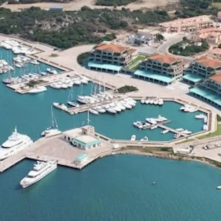 Marina Di Guest - Self Check-in - Iun R1646 Olbia